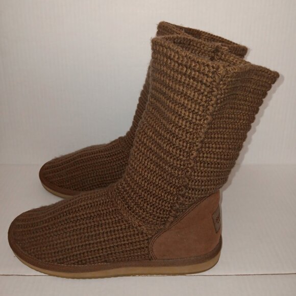 SKECHERS USA KNITTED SWEATER BOOTS - Picture 9 of 13